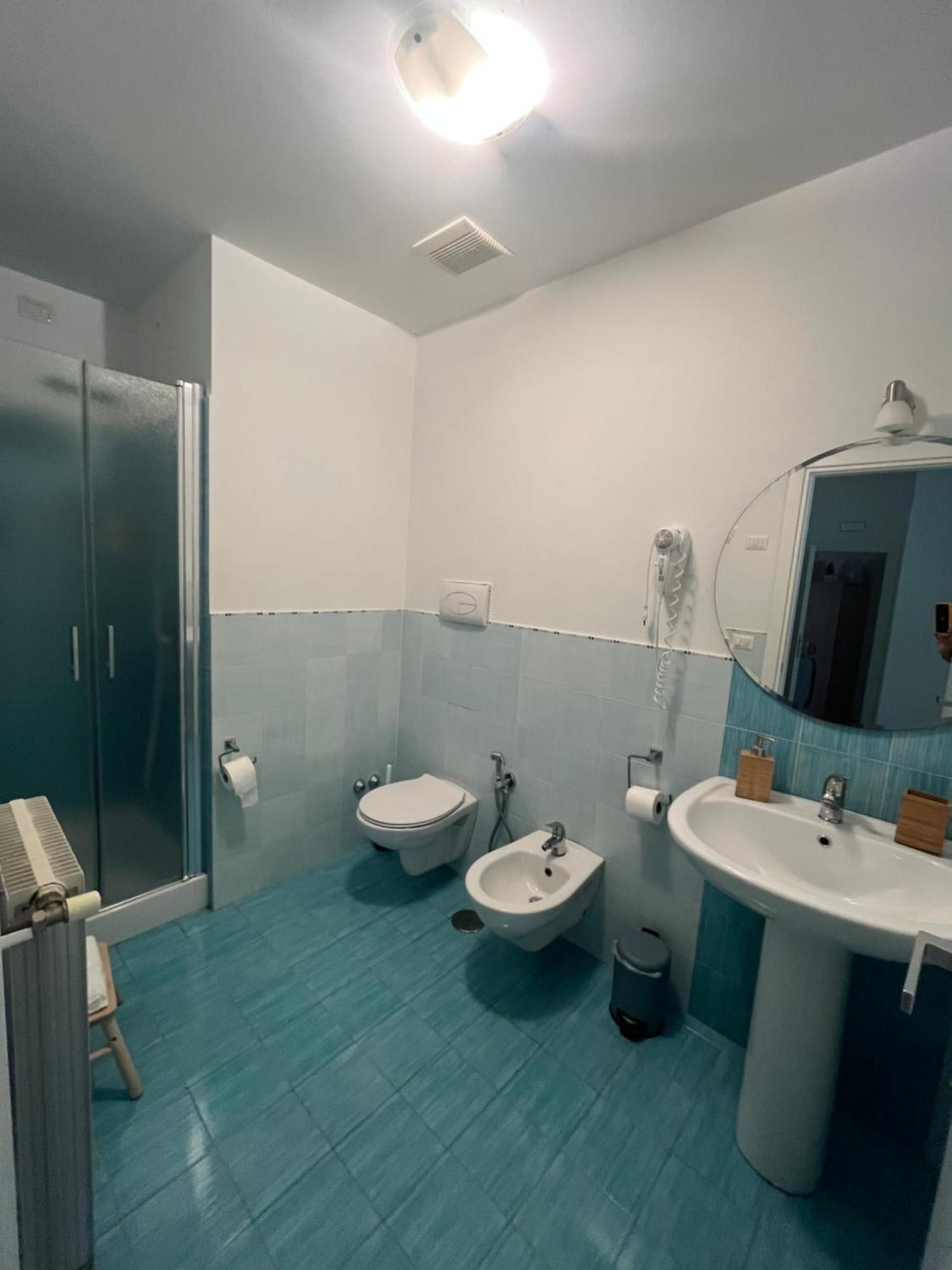 Vomerooms Napoli Eksteriør bilde