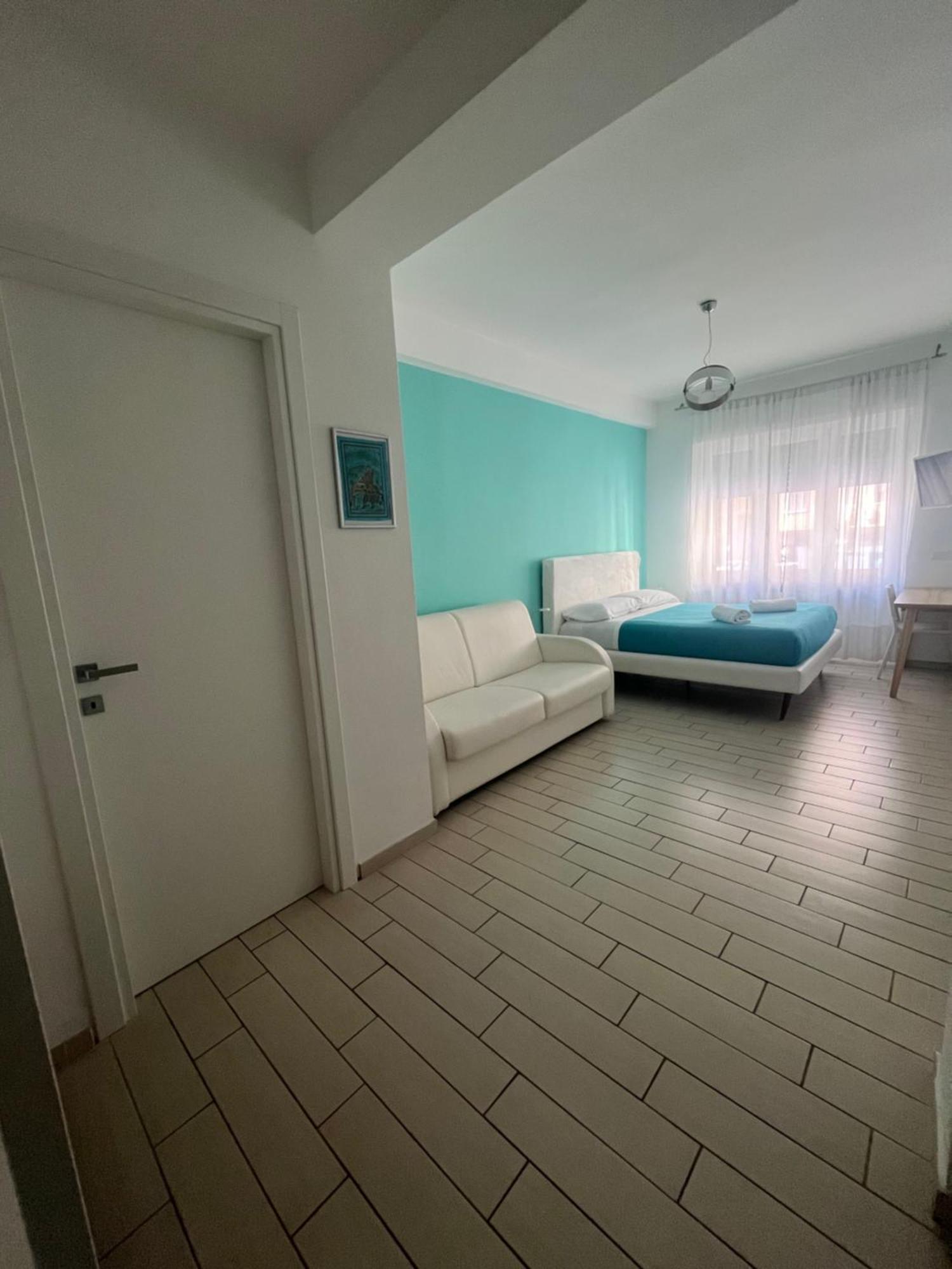 Vomerooms Napoli Eksteriør bilde